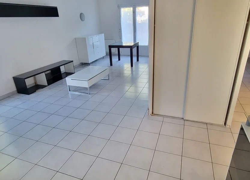 Flat Rue des Pinsons in Blanquefort