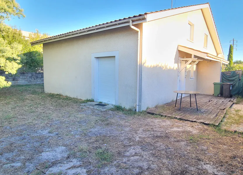 Flat Rue des Pinsons in Blanquefort