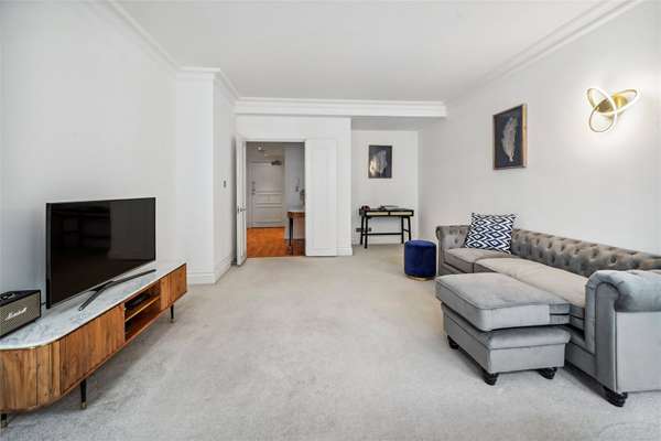Flat Marsham Street in City of Westminster