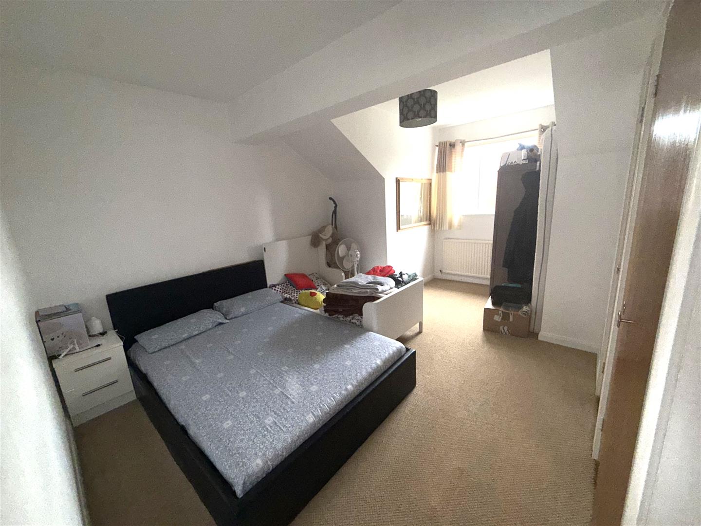 Flat Lorane Court in Watford