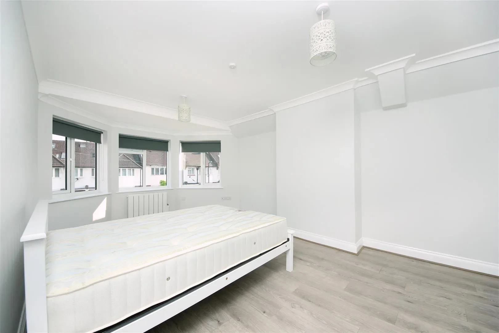 Flat Noel Road in Greater London