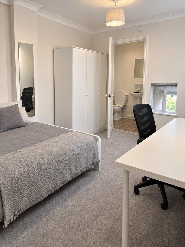 Room Marlborough Hill Place in Bristol