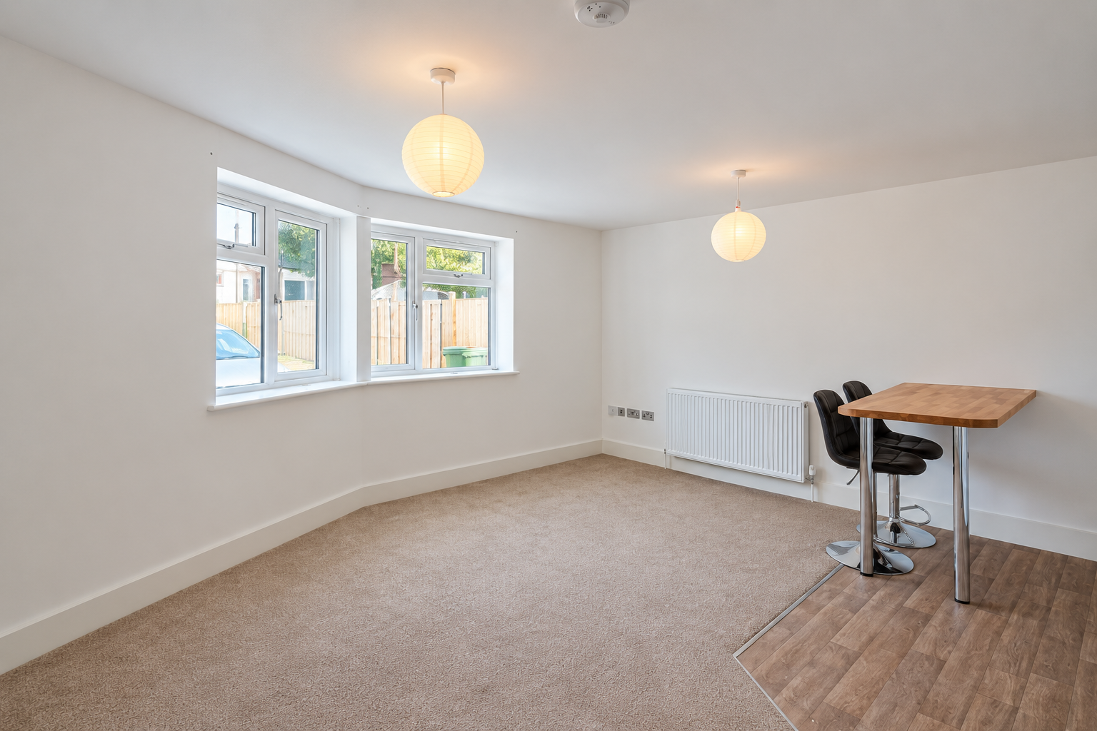 Flat Napier Road in Greater London