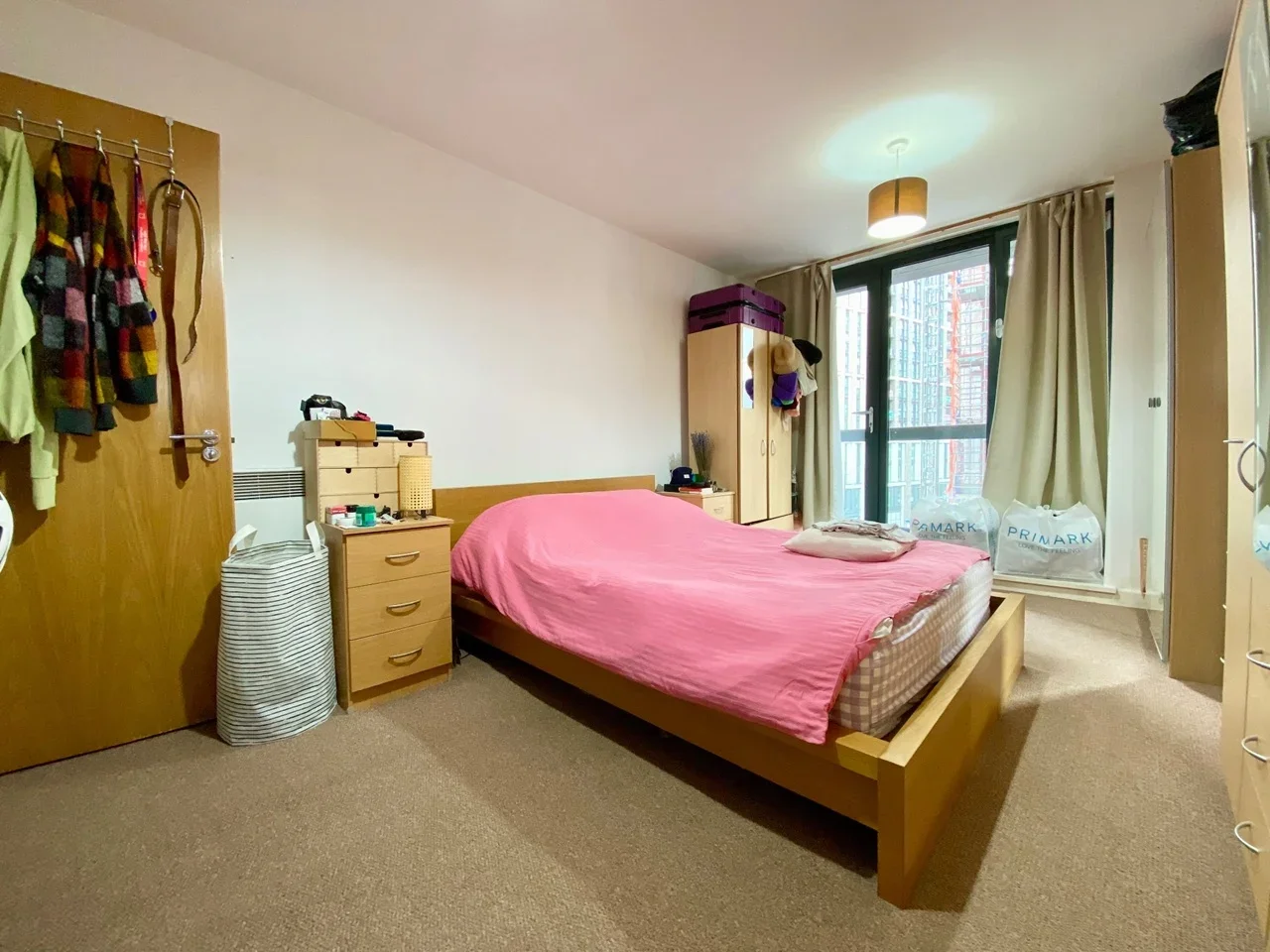 Flat Hallsville Road in Greater London