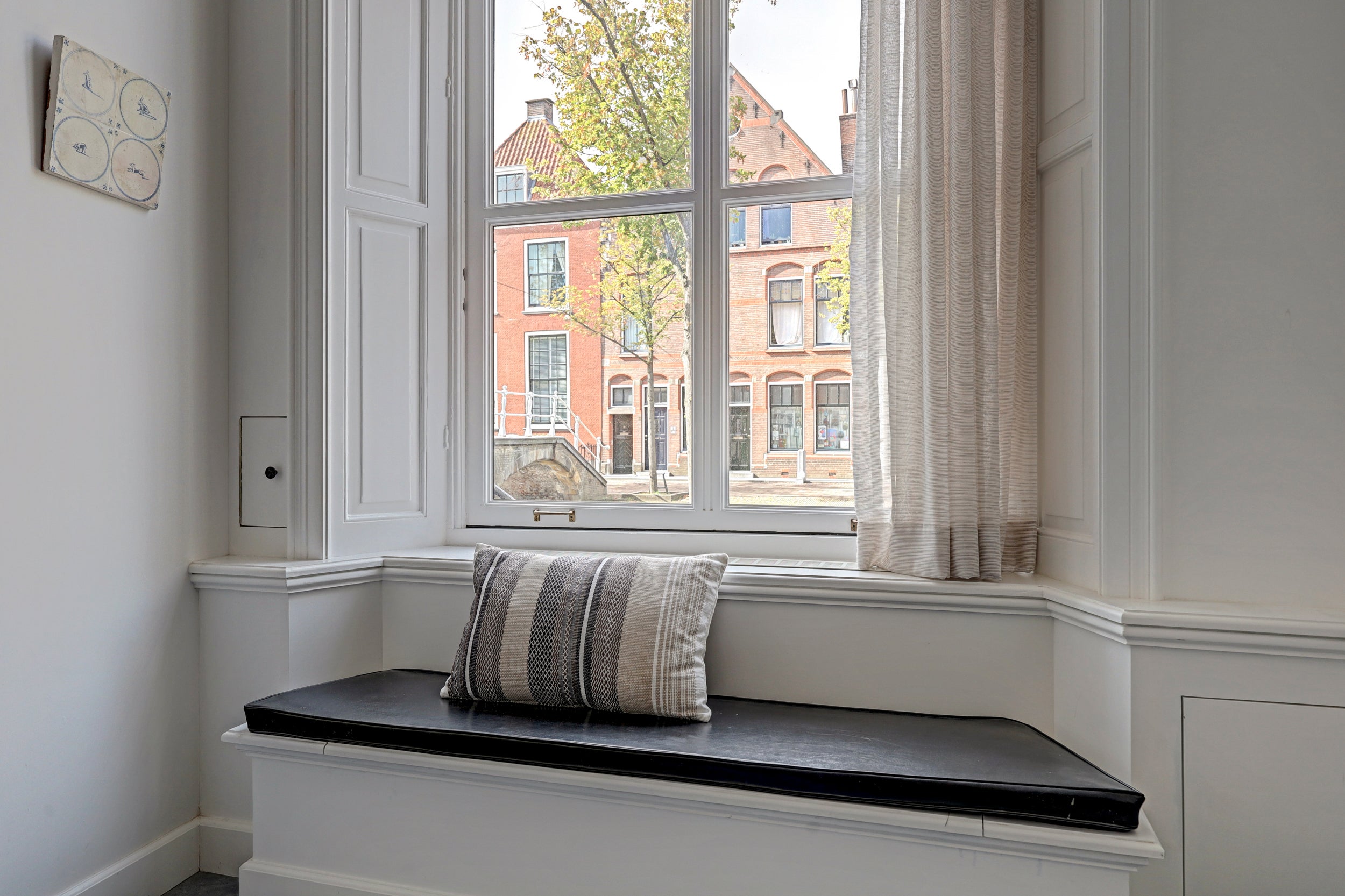 Appartement te huur: Koornmarkt 18B, Delft