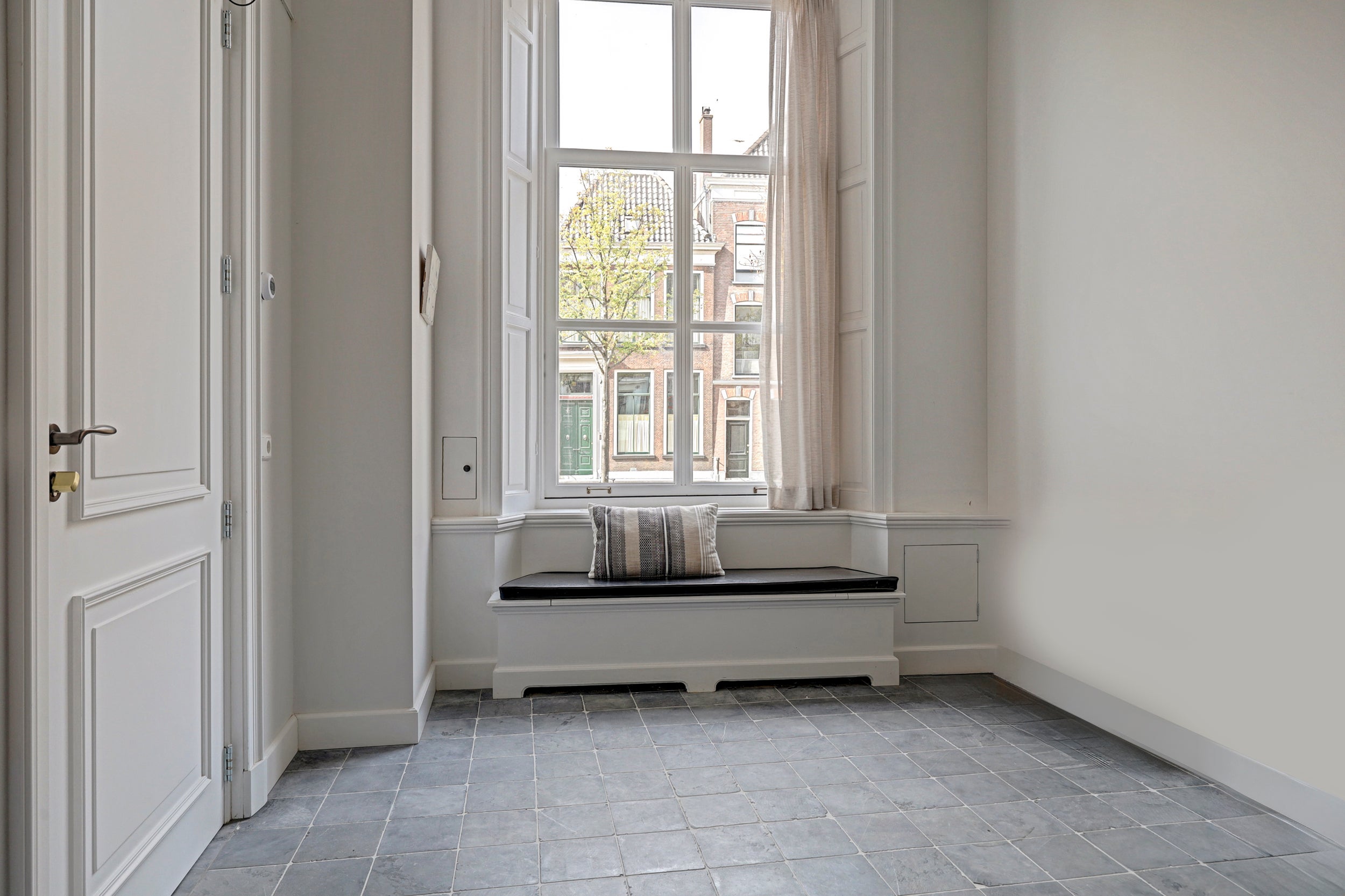 Appartement te huur: Koornmarkt 18B, Delft