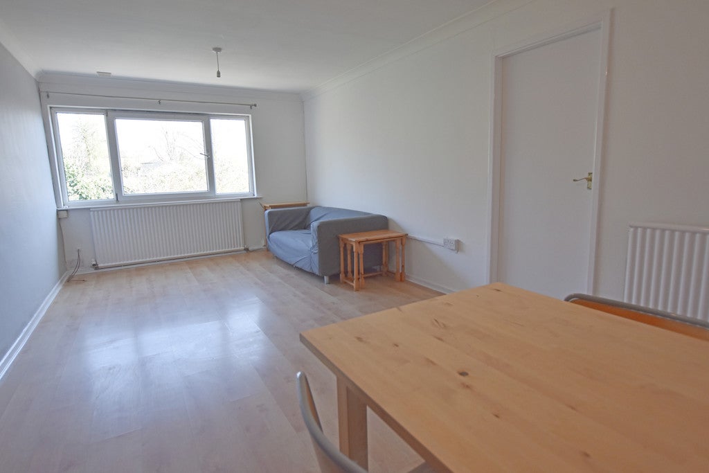 Flat Malcolm Close in Nottingham