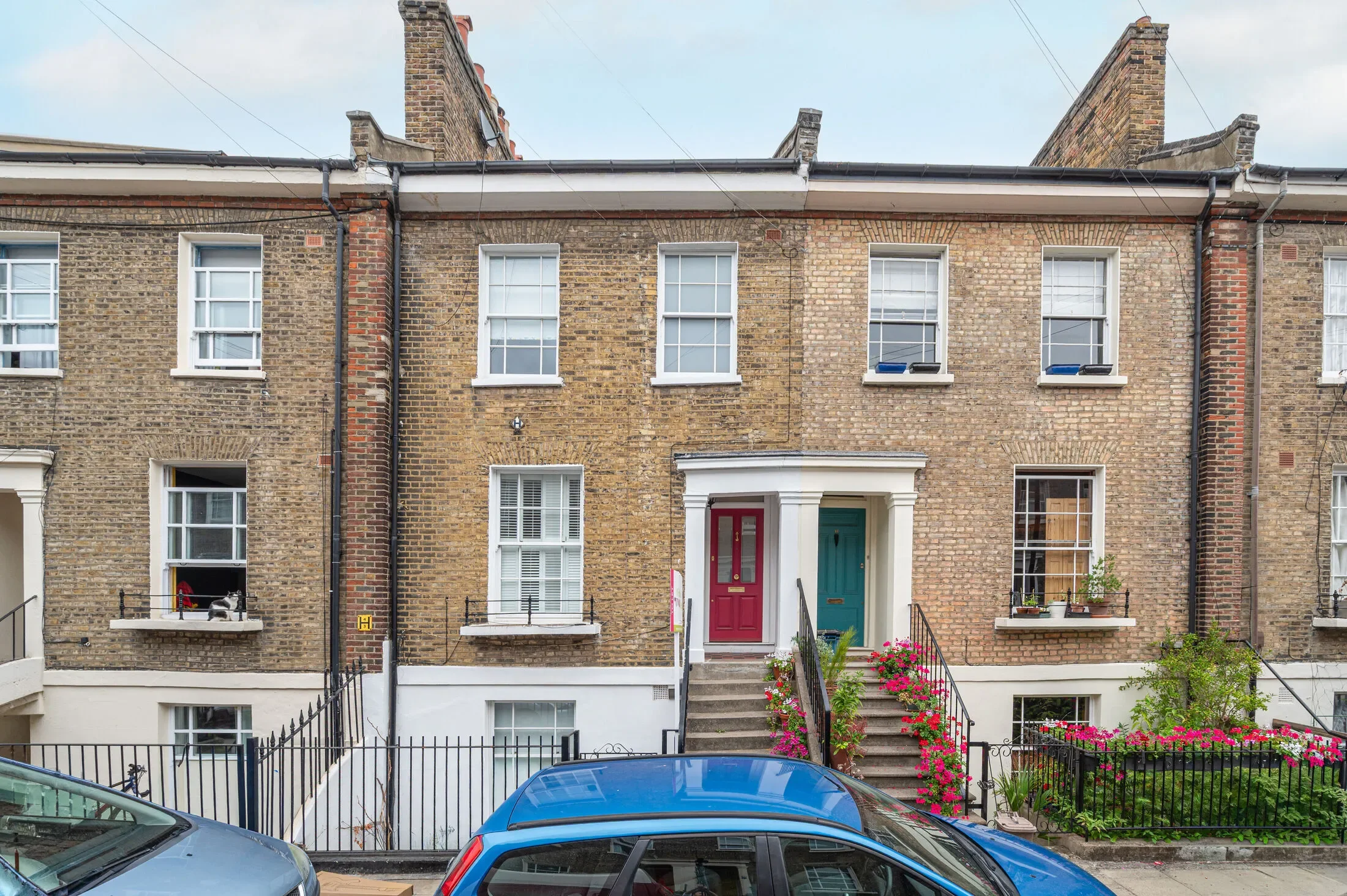 House Caspian Street in Greater London