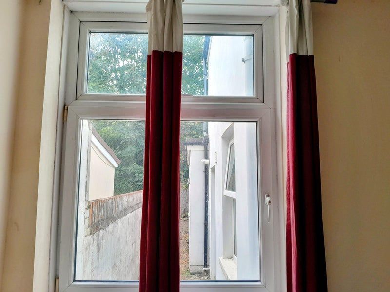 Room Colum Place in Cardiff