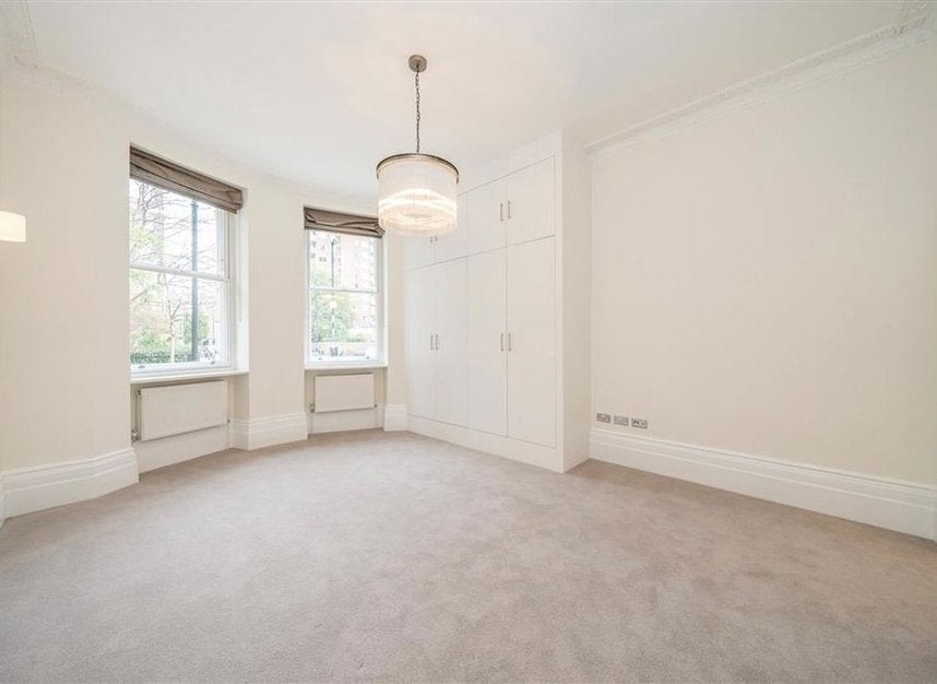 Flat Montagu Square in City of Westminster