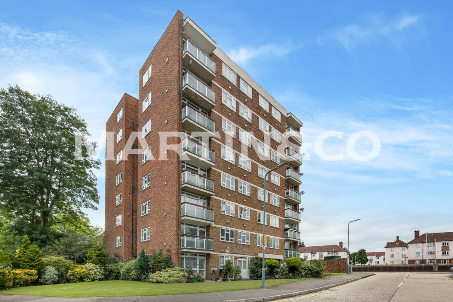 Flat Gardner Close in Greater London