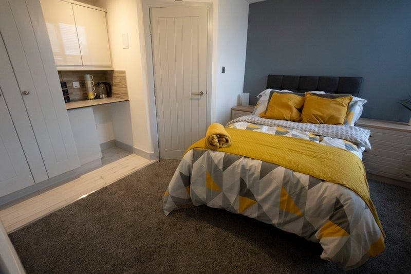 Room Anderson Road in Sandwell