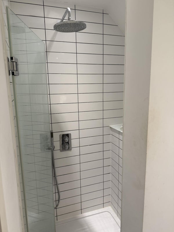 Room Bourke Close in Greater London
