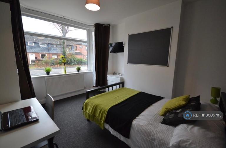 Room Salisbury Street in Nottingham