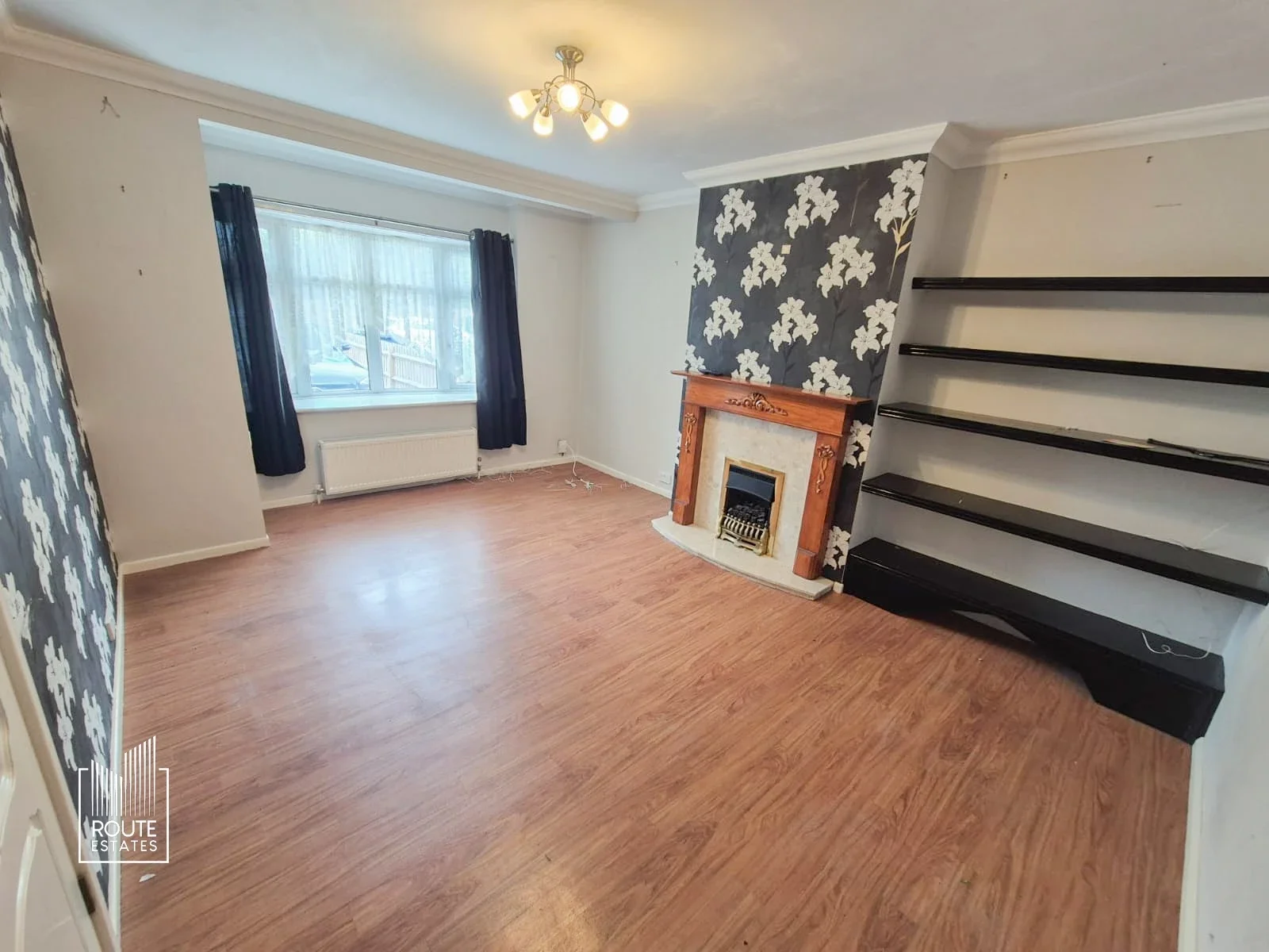 House Bullwell Crescent in Cheshunt