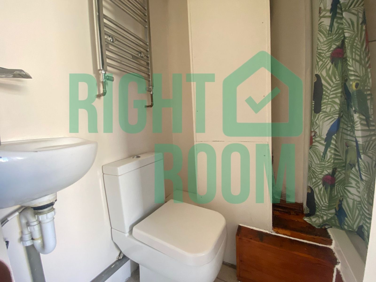Room Stebondale Street in Greater London