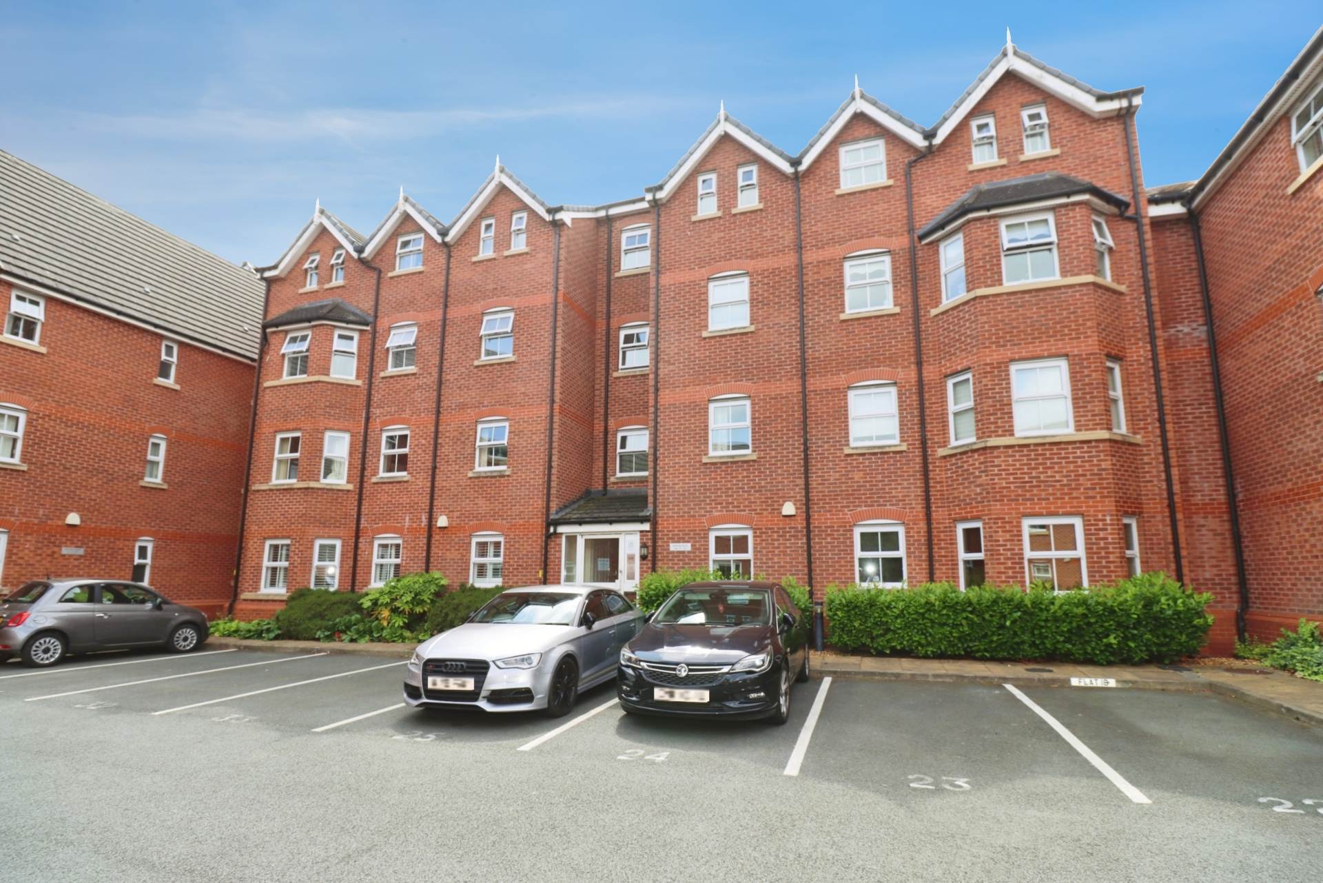 Flat Moss Hey Court in Bebington