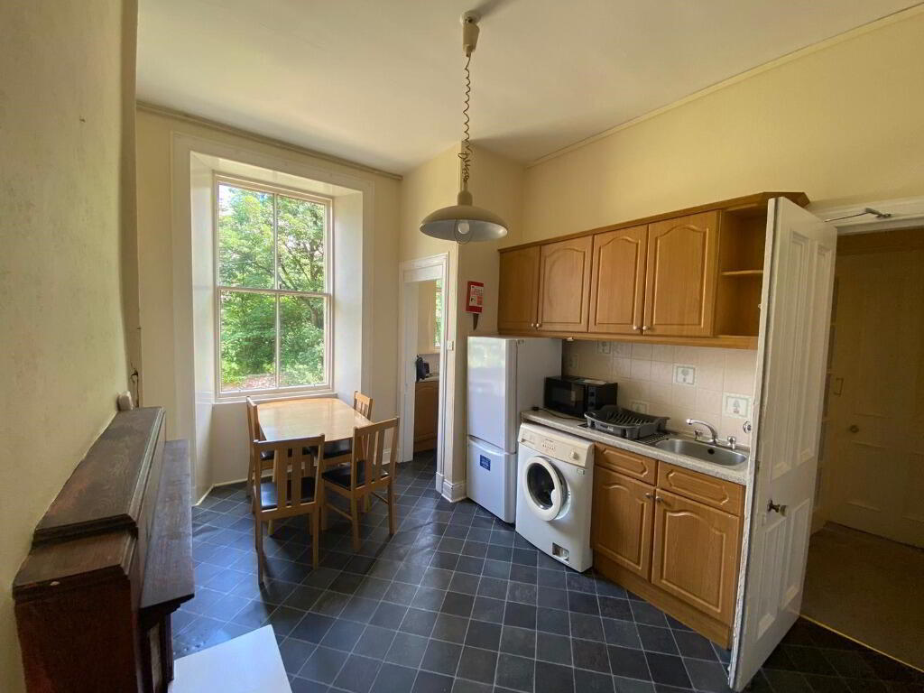 Flat New Mart Road in City of Edinburgh
