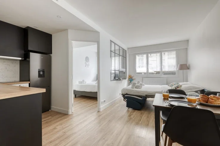Flat Rue Dupleix in Paris