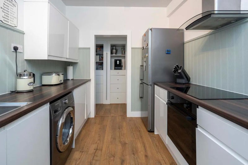 Room Priory Road in Whitecross