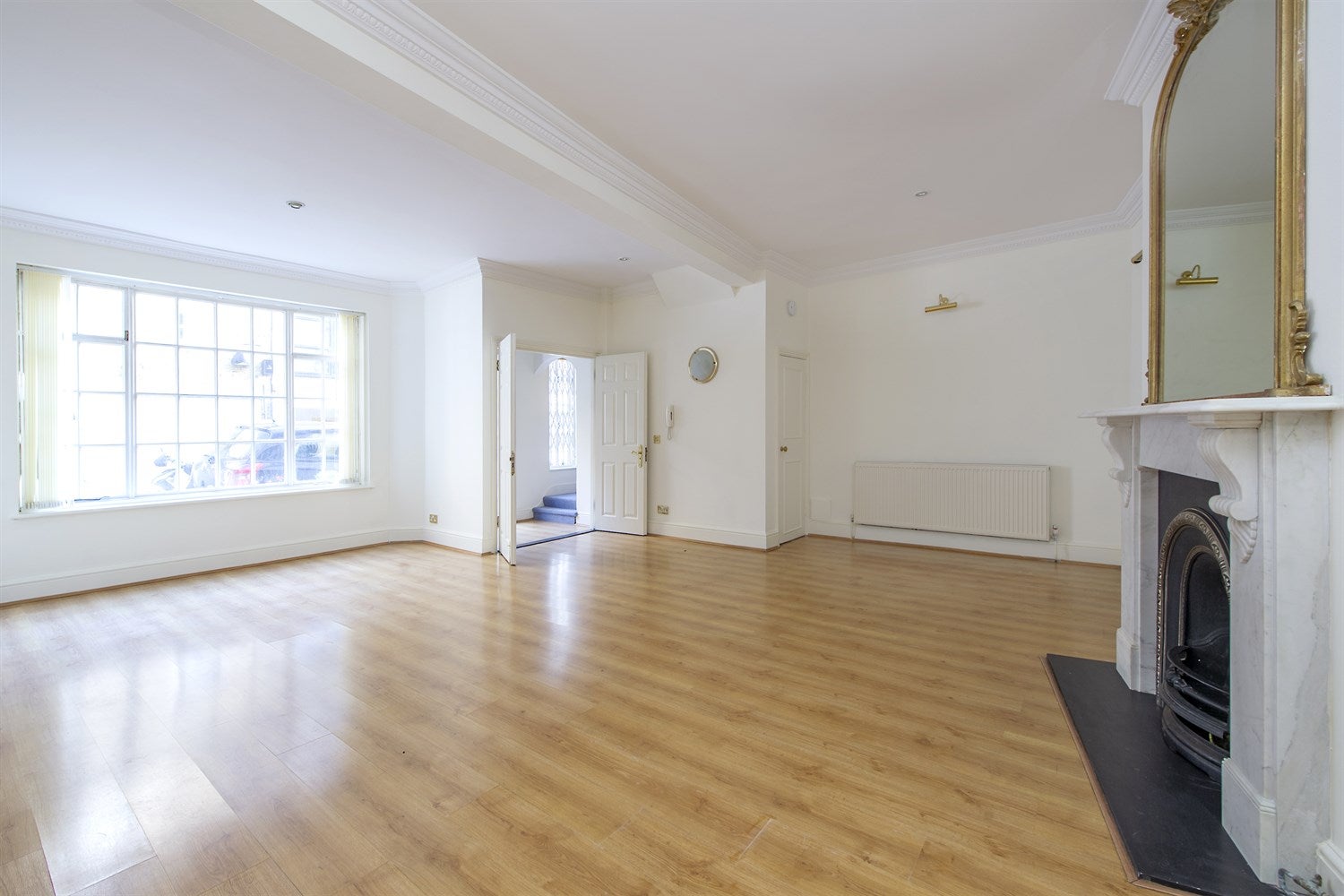 House Upbrook Mews in City of Westminster