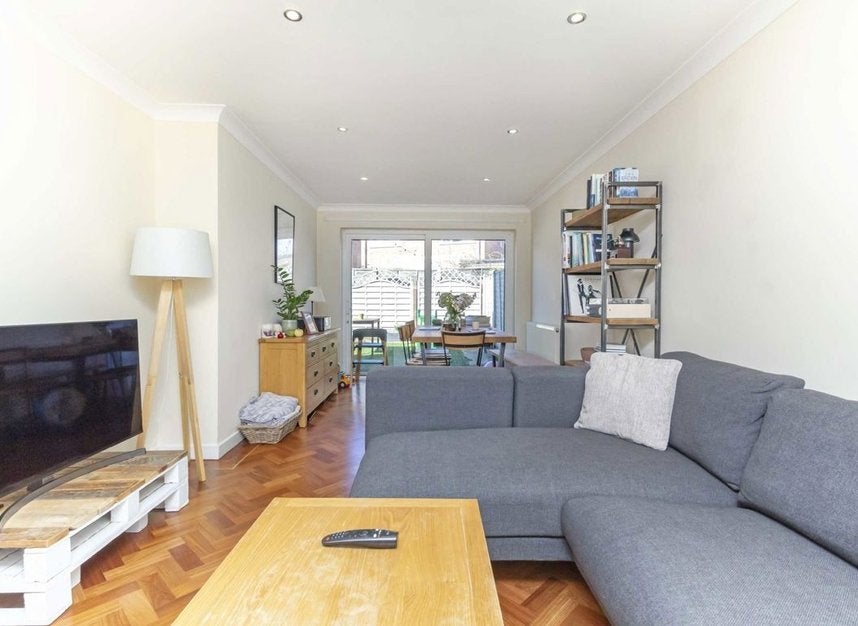 House Albury Close in Greater London