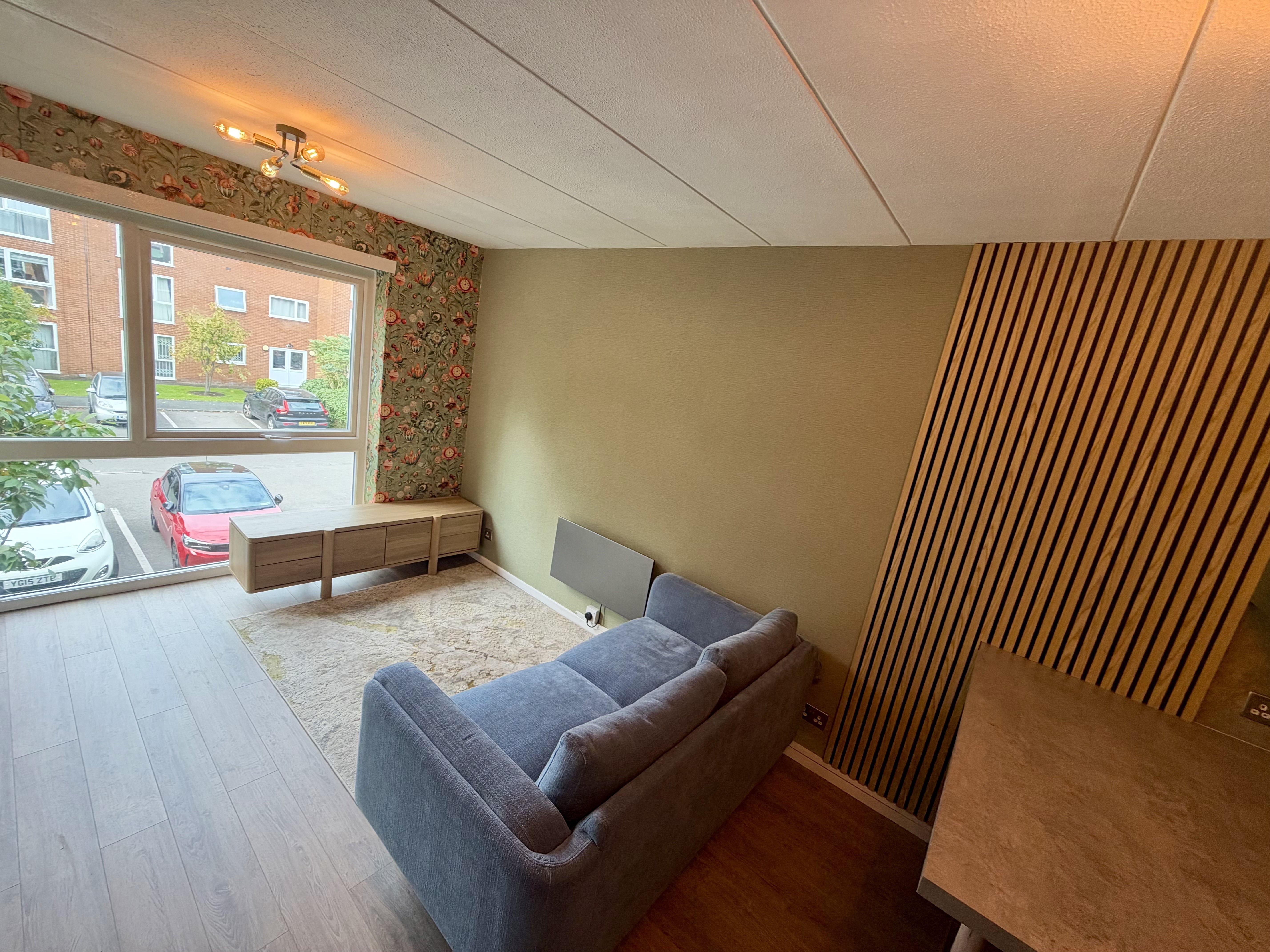 Flat Wilmslow Road in Manchester