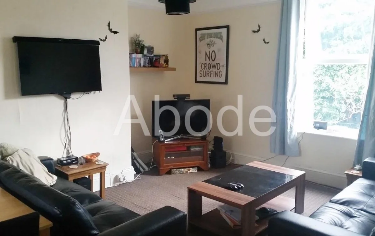 Flat Midland Passage in Leeds