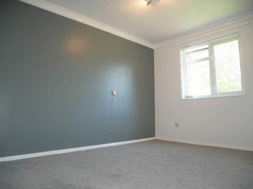 Flat Regency Close in Rainham