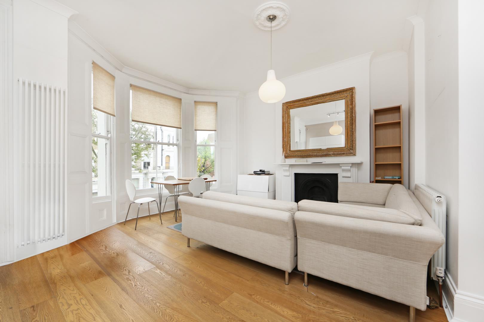 Flat Saint Lawrence Terrace in Greater London