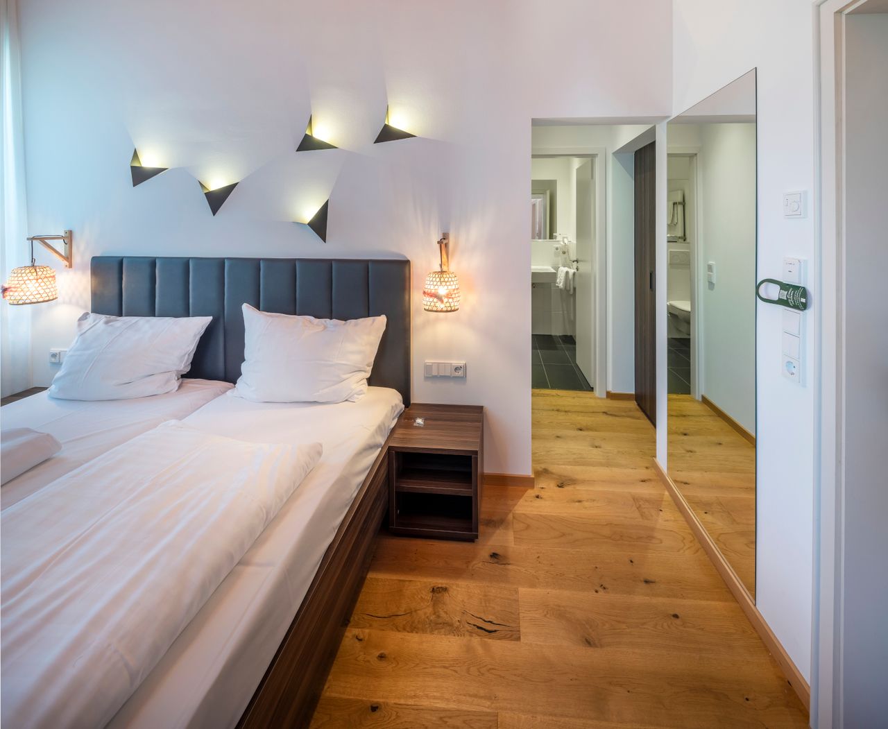 Zimmer Friedrich-Ebert-Anlage in Heidelberg