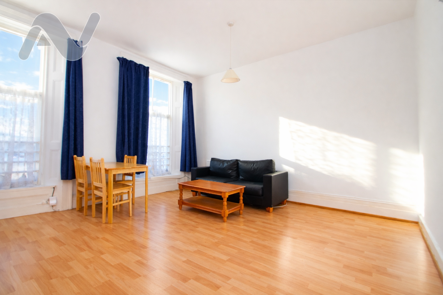 Flat Brecknock Road in Greater London