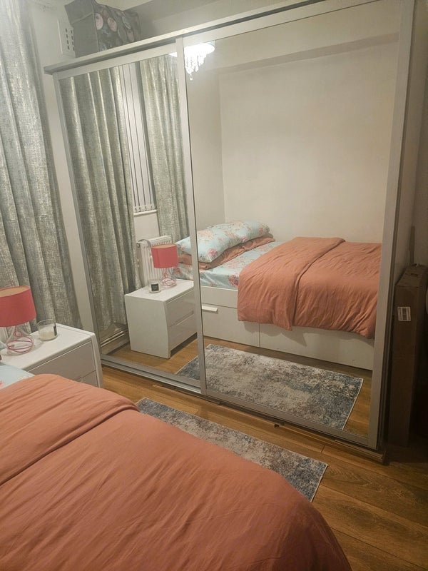 Flat St. Agnes Place in Greater London