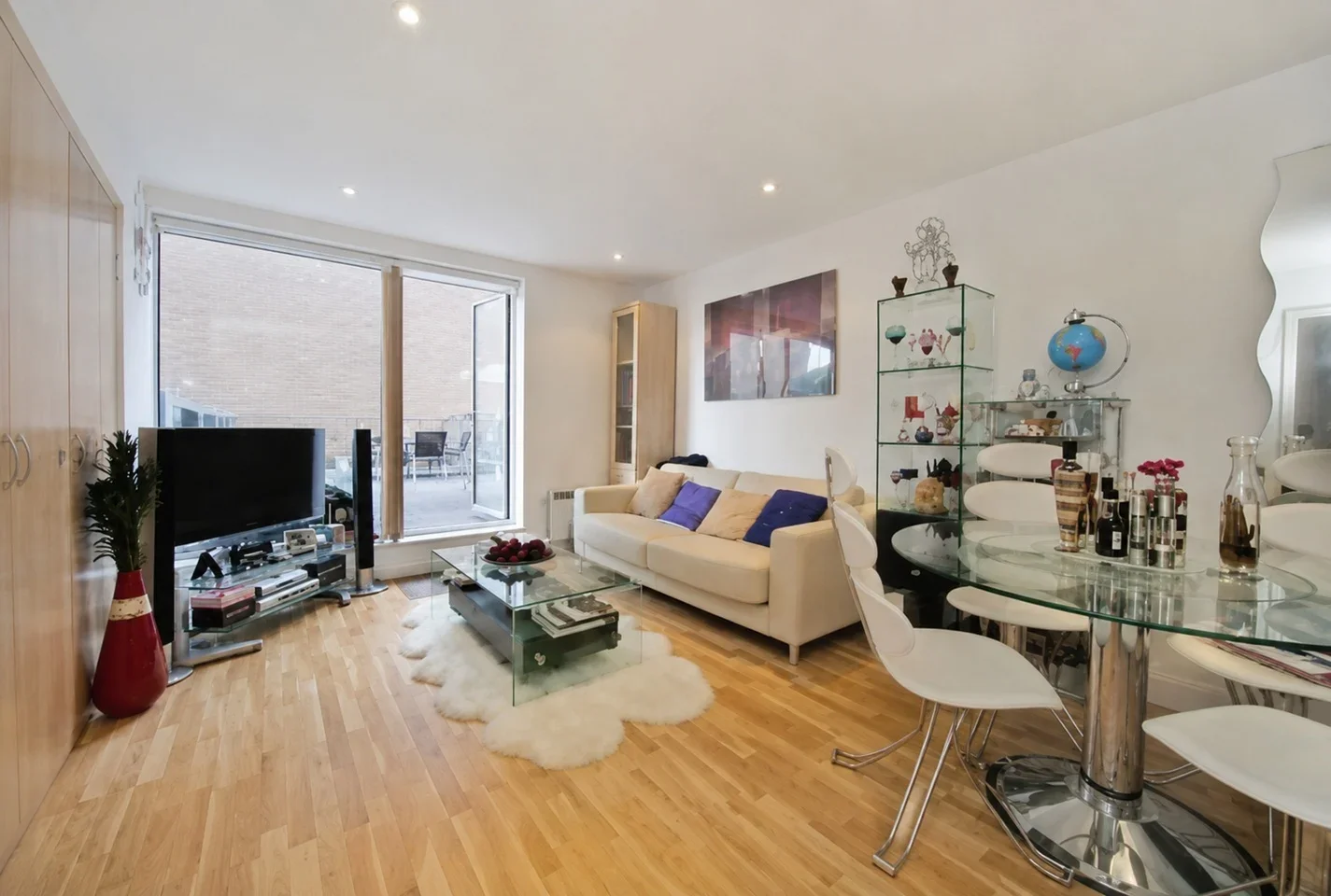 Flat Jasper Walk in Greater London