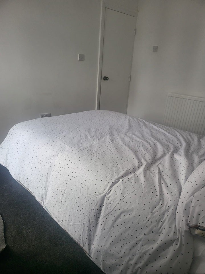 Room Saint Michael's Road in Stoke-on-Trent