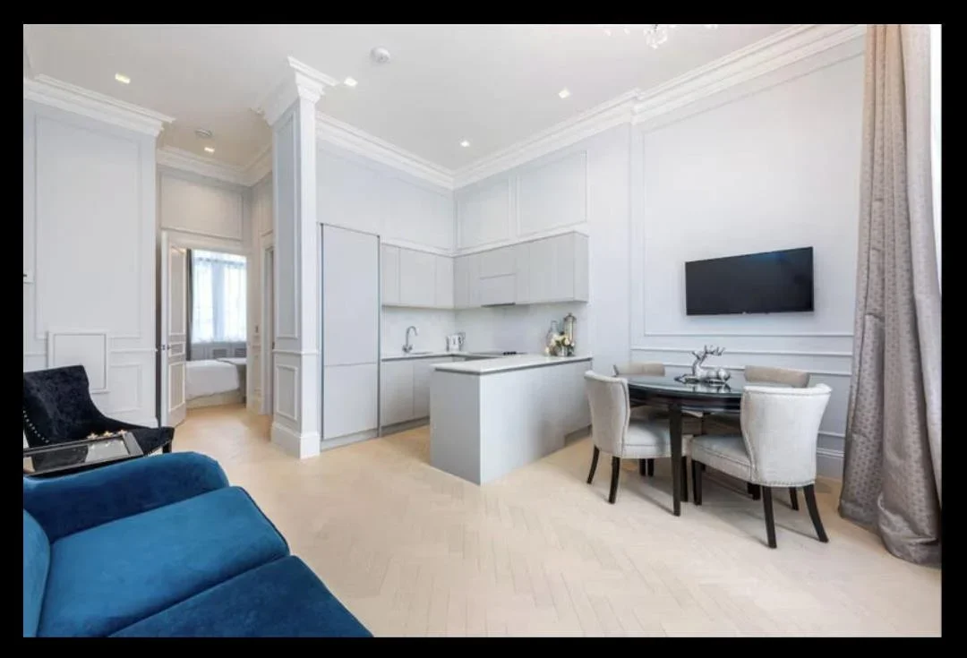 Flat Gloucester Gardens in City of Westminster