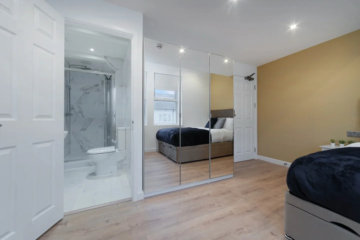 Room Beulah Road in Greater London