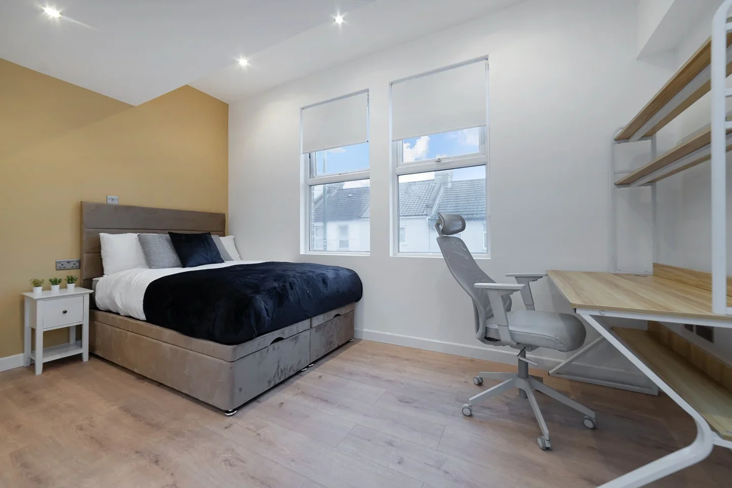 Room Beulah Road in Greater London