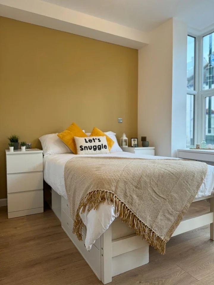 Room Beulah Road in Greater London