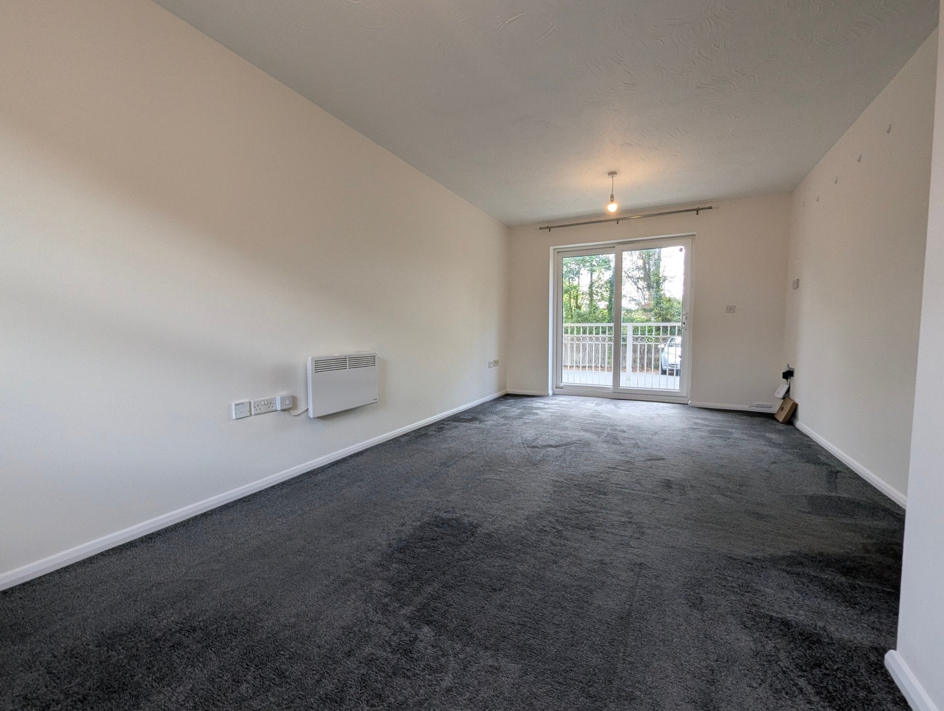 Flat Gillquart Way in Coventry