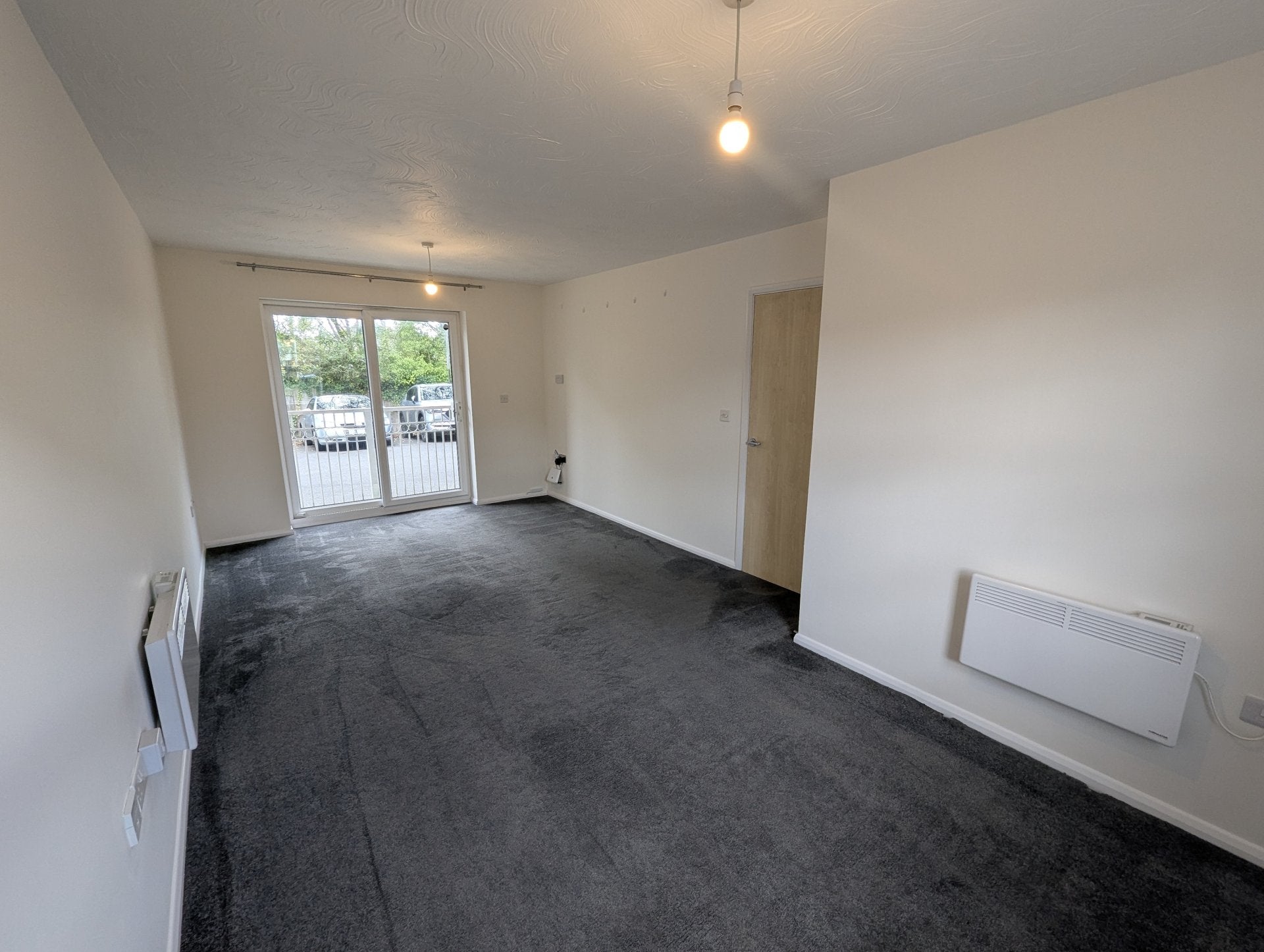 Flat Gillquart Way in Coventry