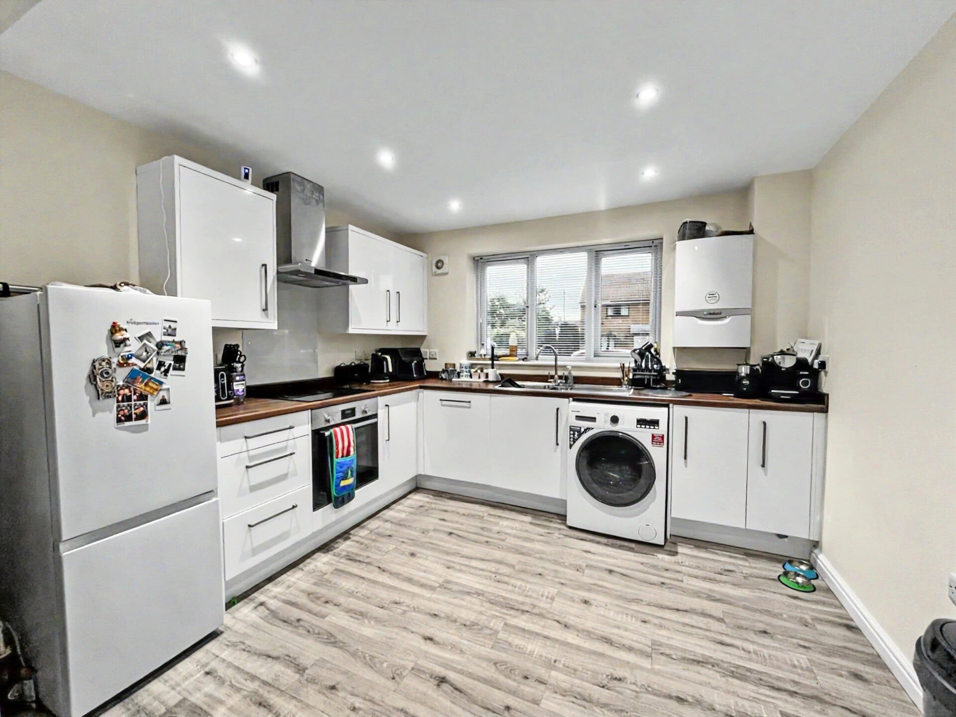 House Brunel Way in Stonehouse