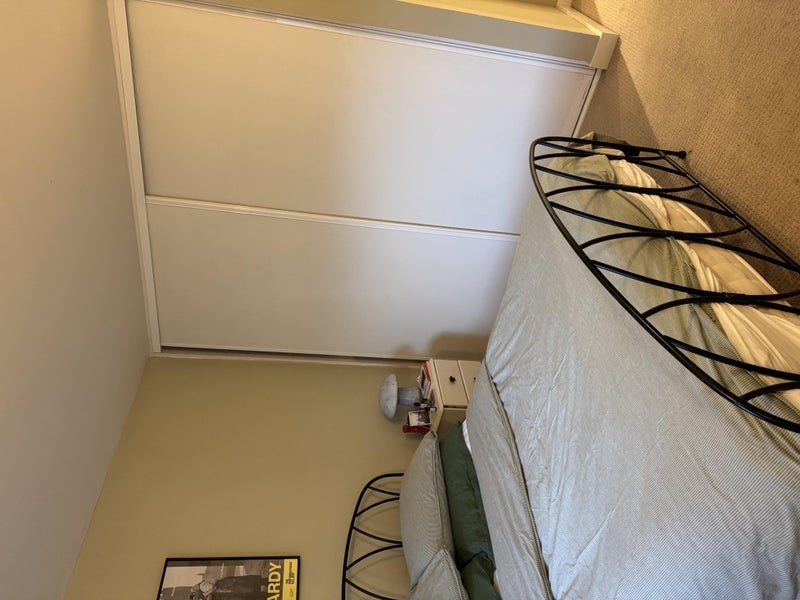 Flat Borland Road in Greater London