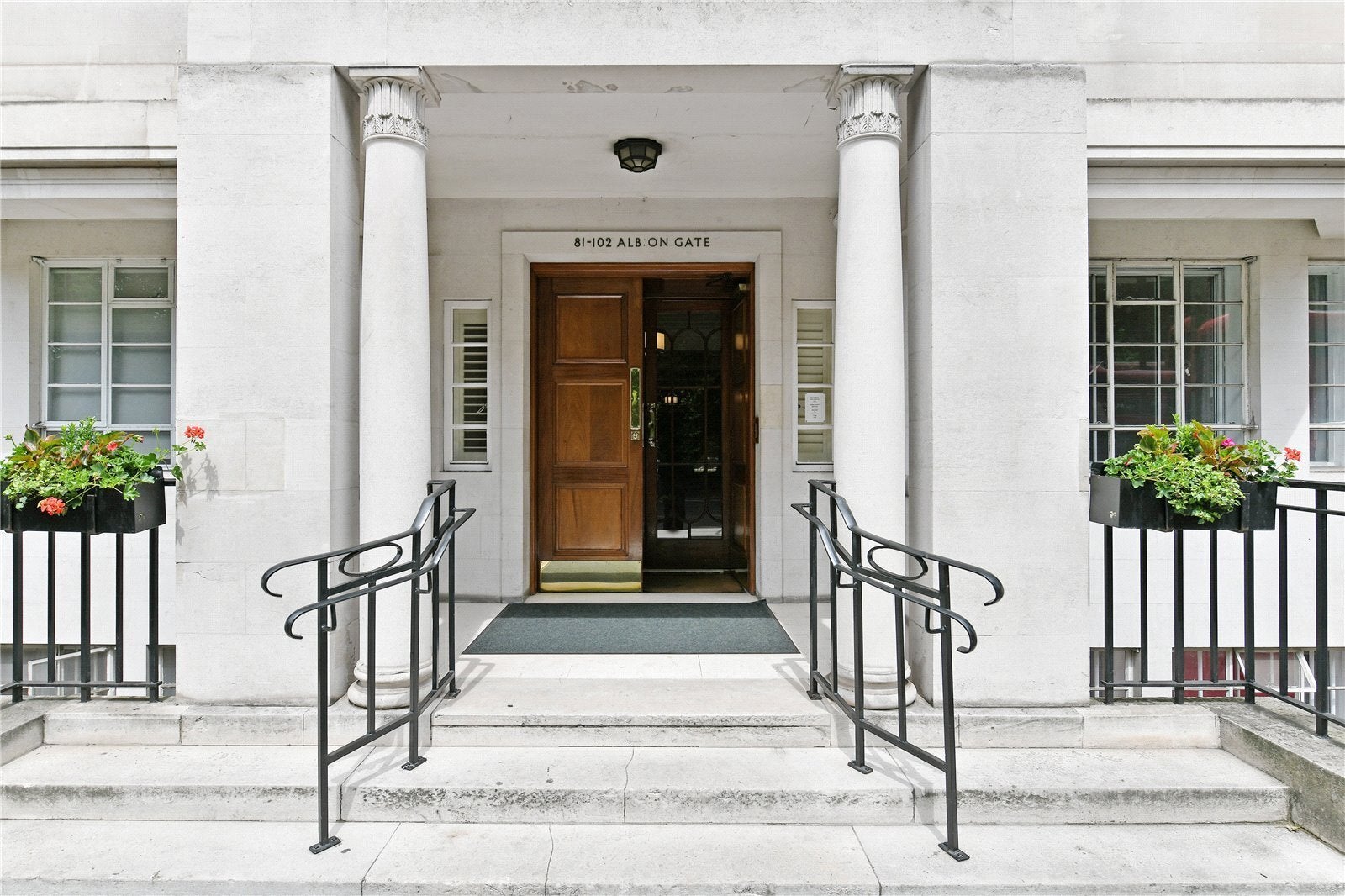 Flat Hyde Park Street in City of Westminster