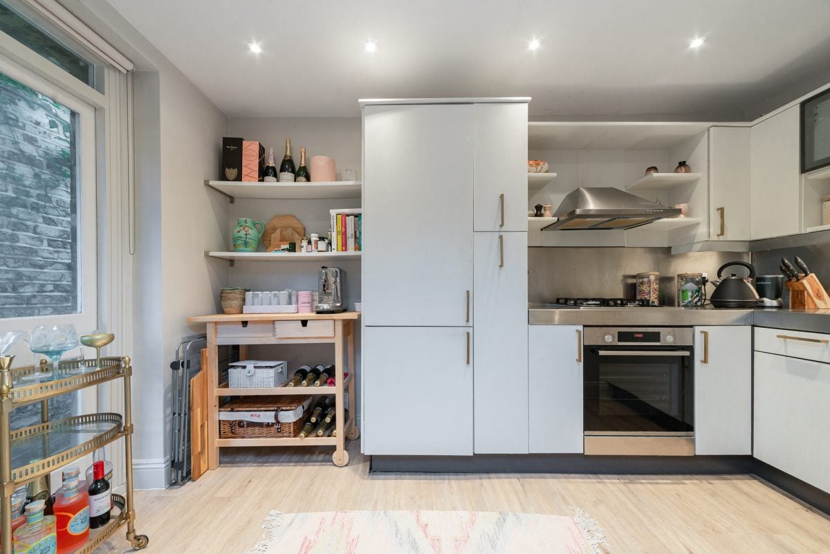Flat Gayton Crescent in Greater London