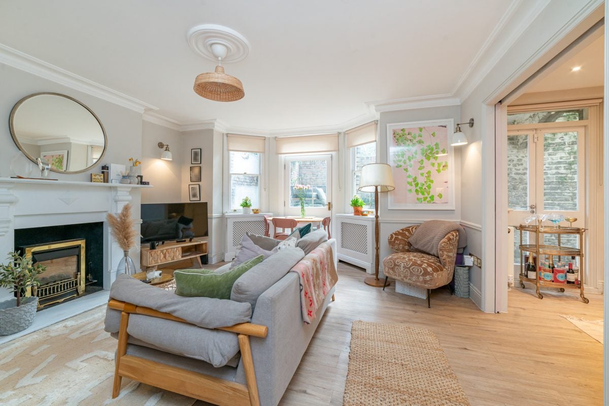Flat Gayton Crescent in Greater London