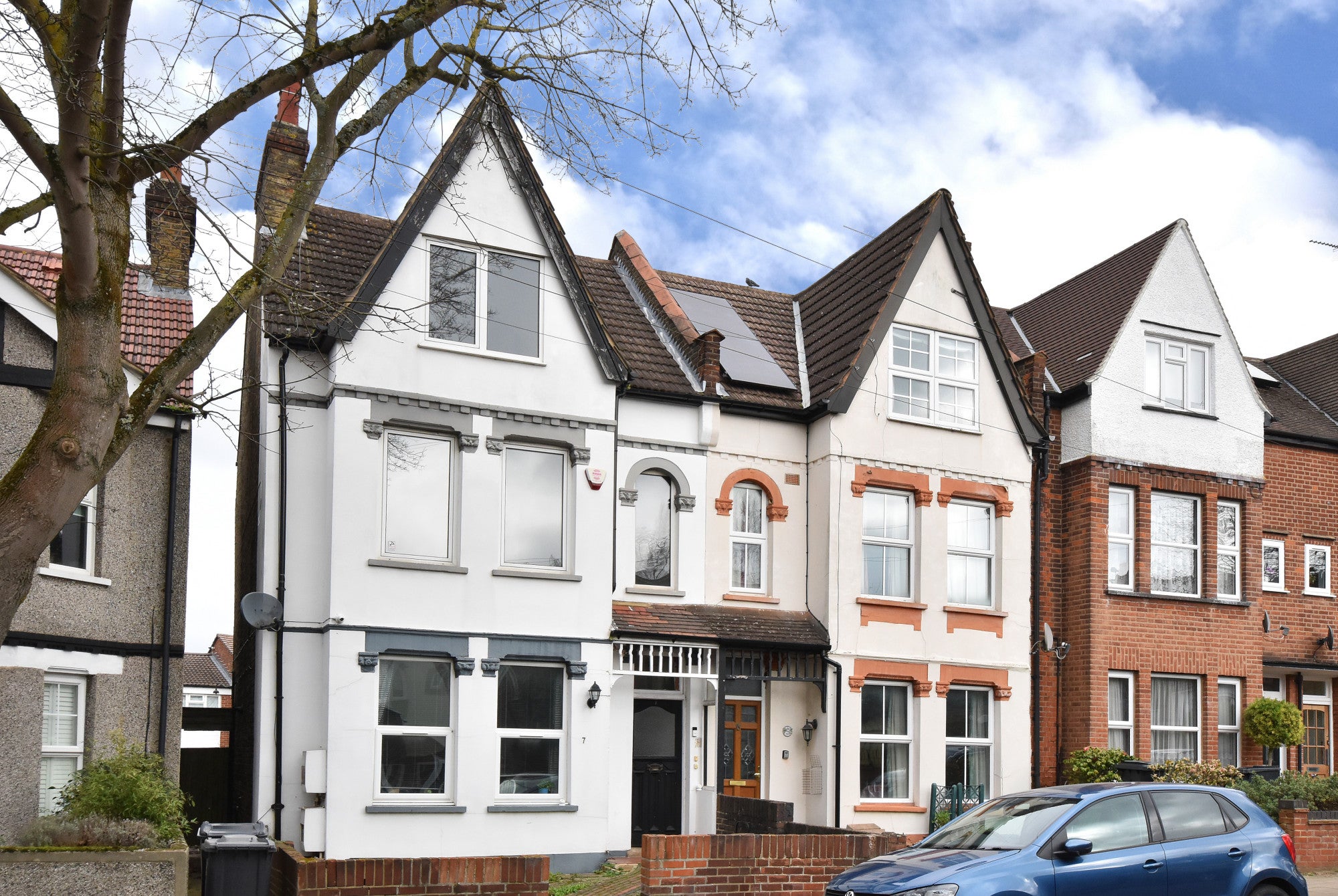 Flat London Lane in Greater London