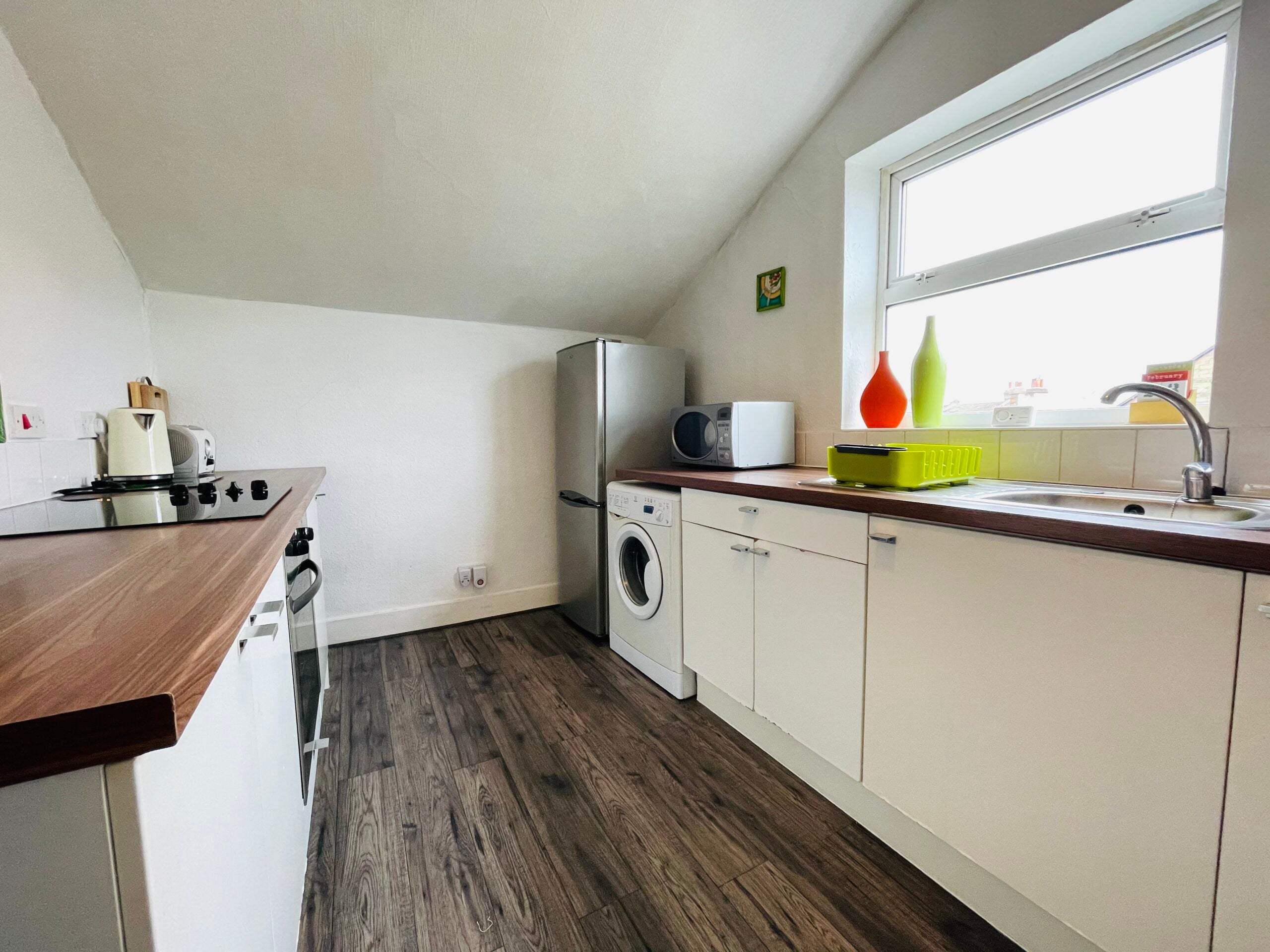 Flat Gilbey Road in Greater London