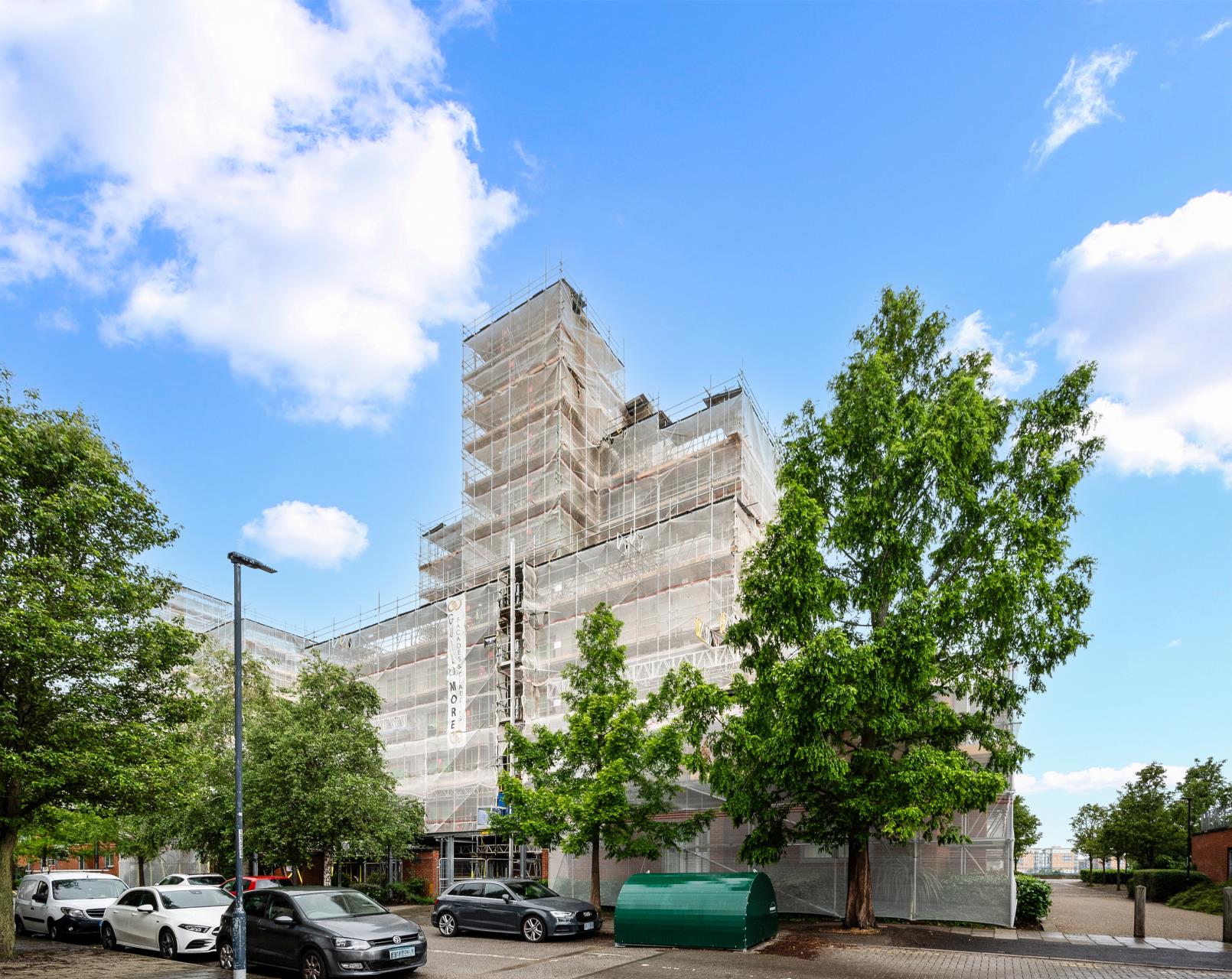 Flat Erebus Drive in Greater London