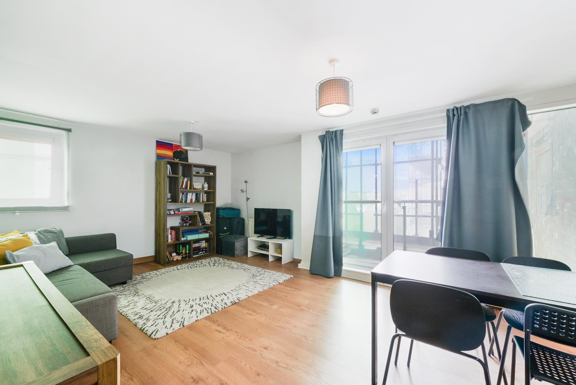 Flat Erebus Drive in Greater London